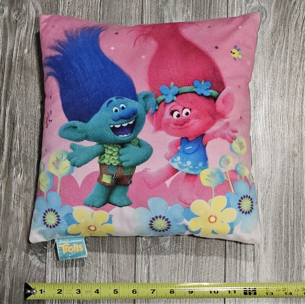 Dreamworks Trolls Poppy And Branch Cushion - Picture 5 of 6